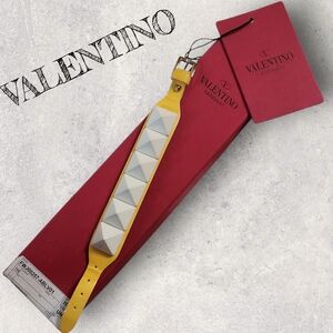 VALENTINO Rockstud Leather Bracelet New With Box